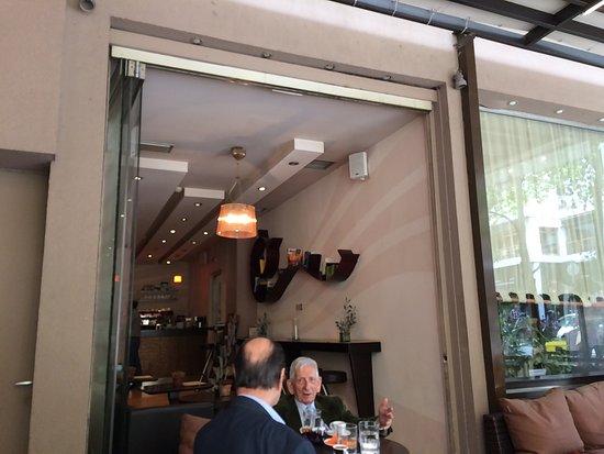 Pas Mal Cafe