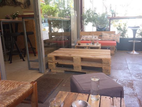 The Stroll Cafe Bar