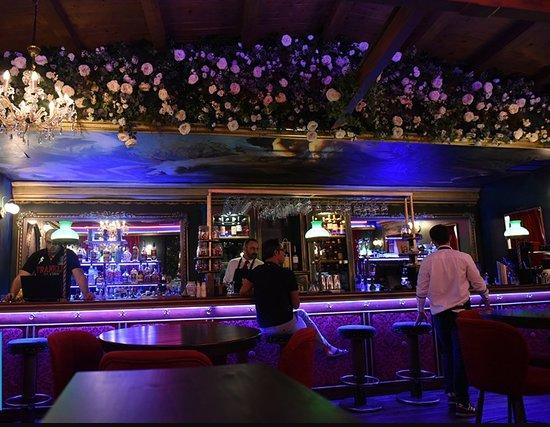Gigifioggos Bistronomy & Wine Bar""