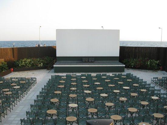 Cine Flisvos, Athene