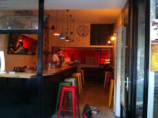 Akrovatis Bar, Athene