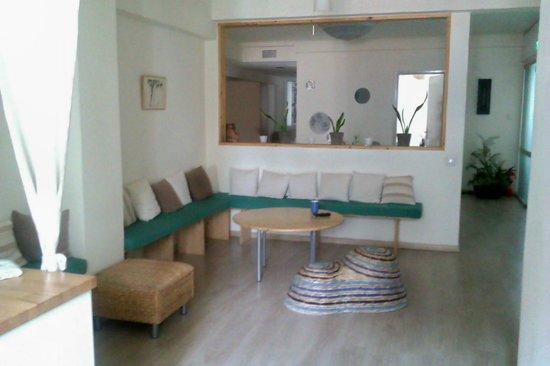 Om Treatment Centre, Athene