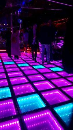 Cinderella Discotheque, Athene