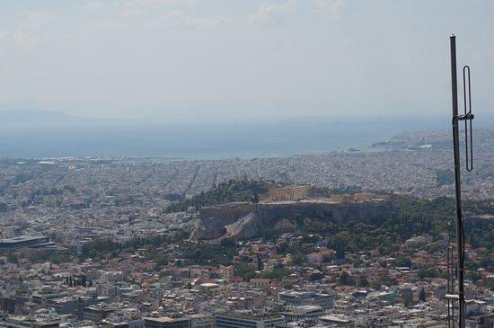 Lekabetus Hill, Athene
