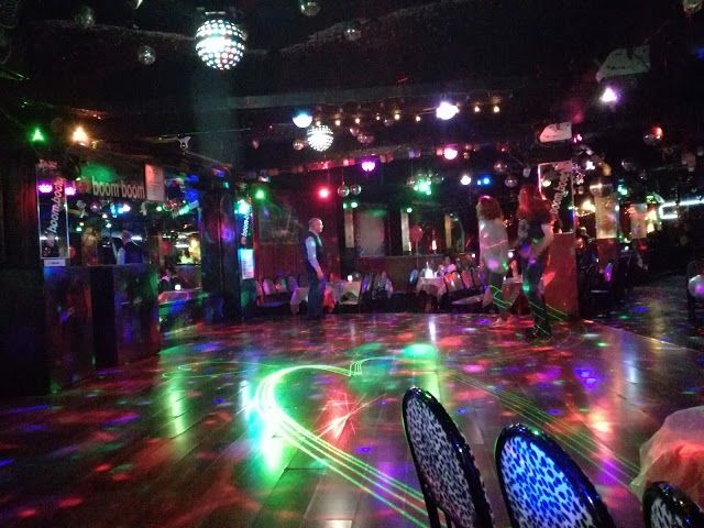 Discotheque boom boom, Athene